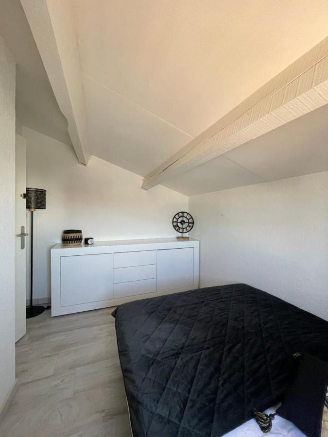 Appartement Duplex Climatise Le Trident Saintes-Maries-de-la-Mer Exterior photo